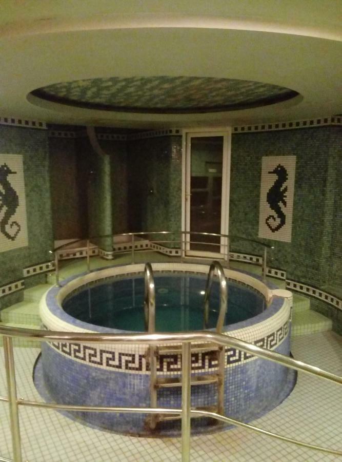 Park Hotel Kiev Eksteriør bilde